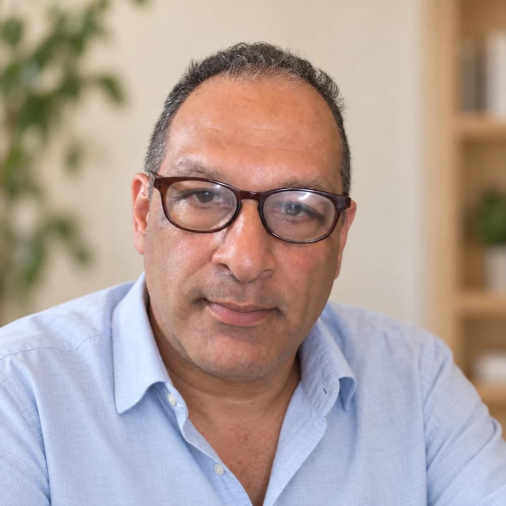 Javier Vieira, psicólogo y creador de Apego Detox